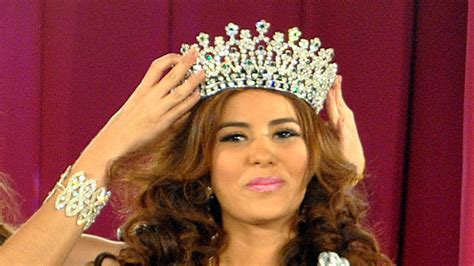 Honduran beauty queen with a pastoral pagan identity